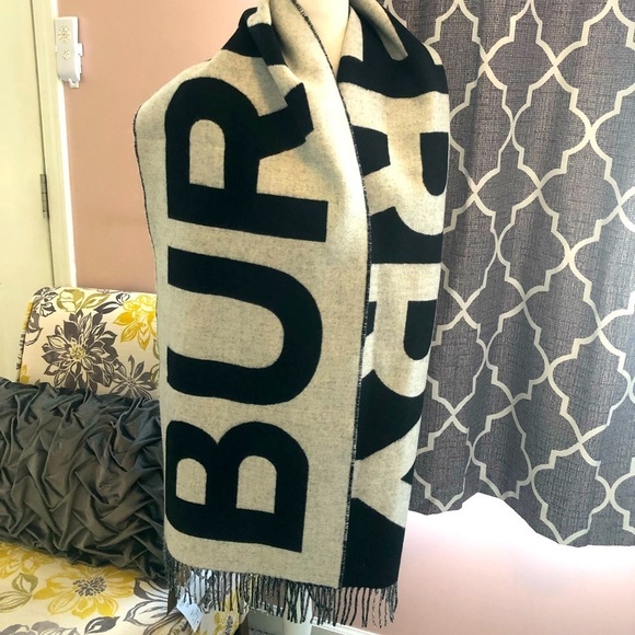 Burberry Other - NWT 100% Cashmere Burberry reversible scarf.